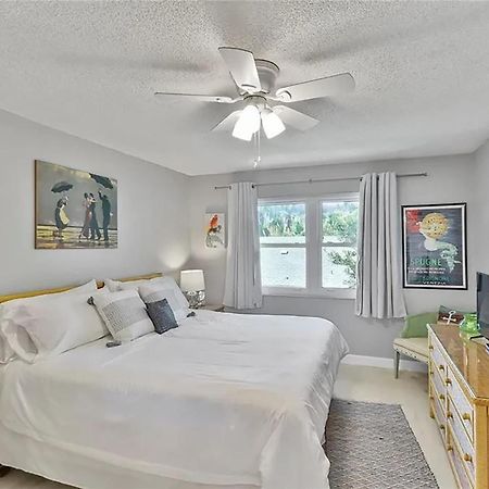 2 Bed 2 Bath Centrally Located On Siesta Key Villa Sarasota megye Kültér fotó