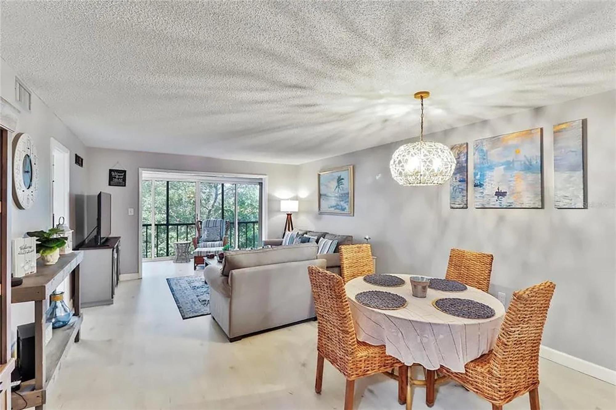 2 Bed 2 Bath Centrally Located On Siesta Key Sarasota megye Kültér fotó