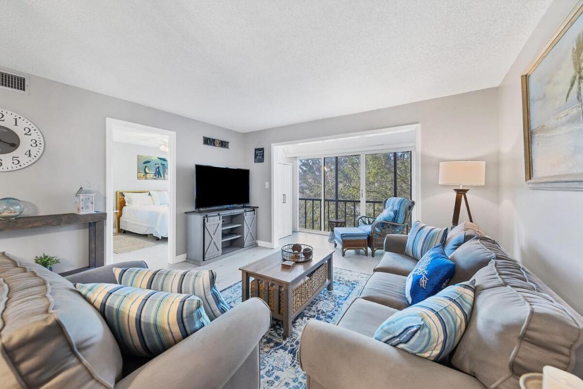 2 Bed 2 Bath Centrally Located On Siesta Key Sarasota megye Kültér fotó